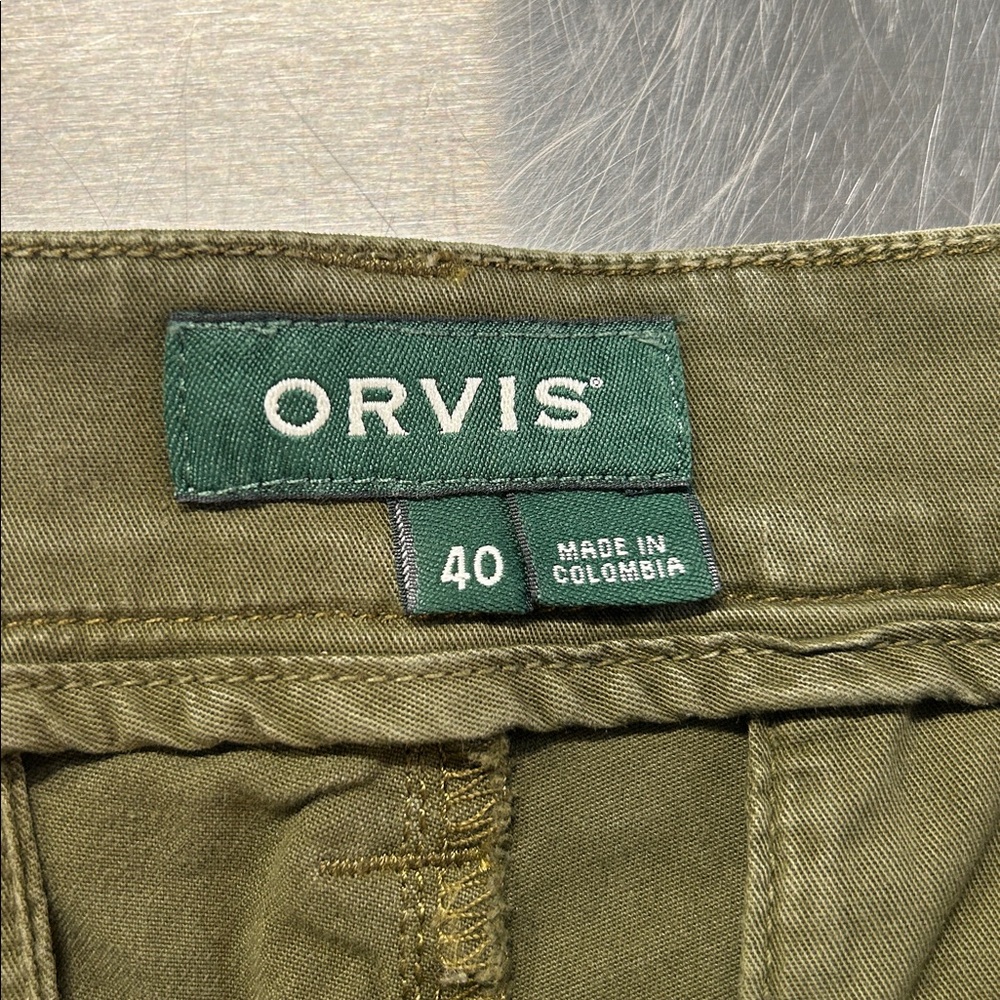 Orvis Flat Front Shorts.  40 Waist. - Picture 7 of 8